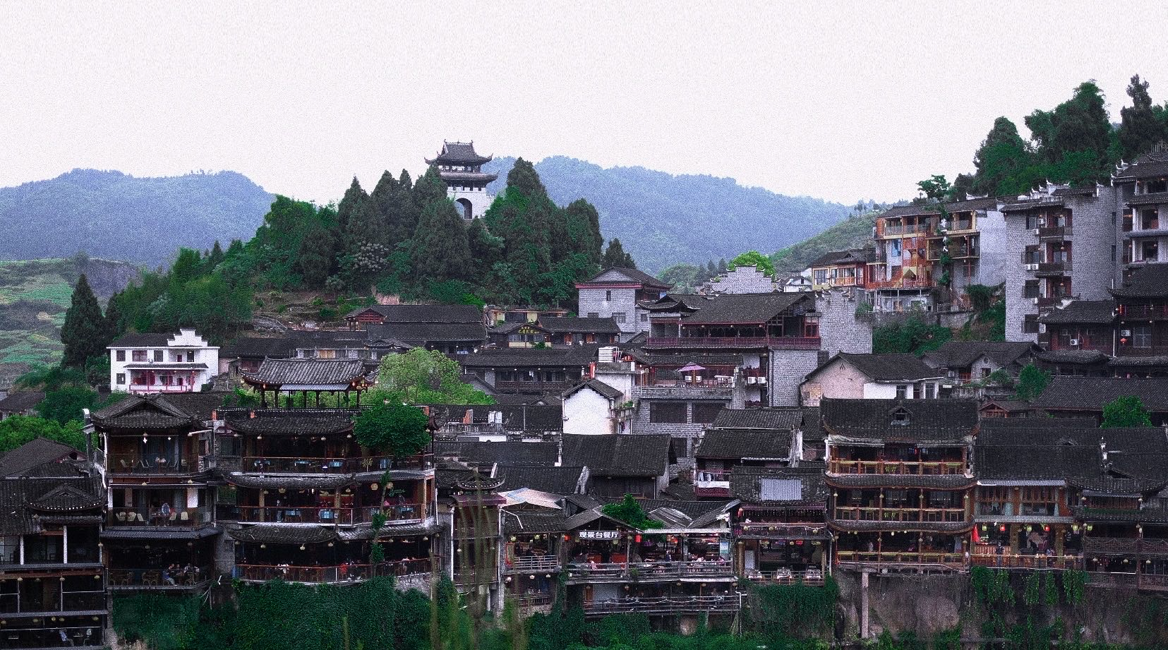 旅游复苏弹高OTA业绩，未来走势却有“U型曲线”与“抛物线”之变_数据