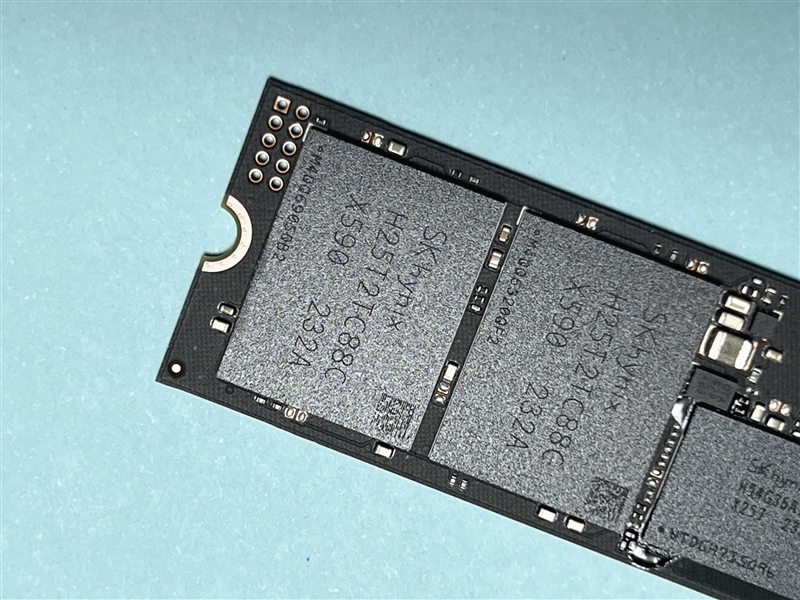 首秀就冲上PCIe 4.0 SSD巅峰！Solidigm P44 Pro 1TB评测：缓外也有1.4GB_闪存_09