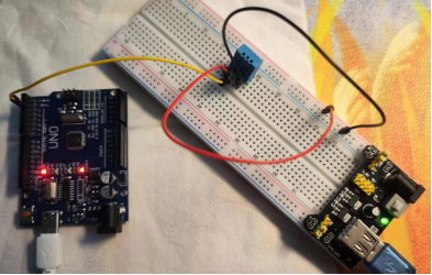 Arduino UNO使用DHT11温湿度传感器通过串口向PC发送温湿度信息​_串口_03